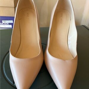 Nine West Women's Nude Heels